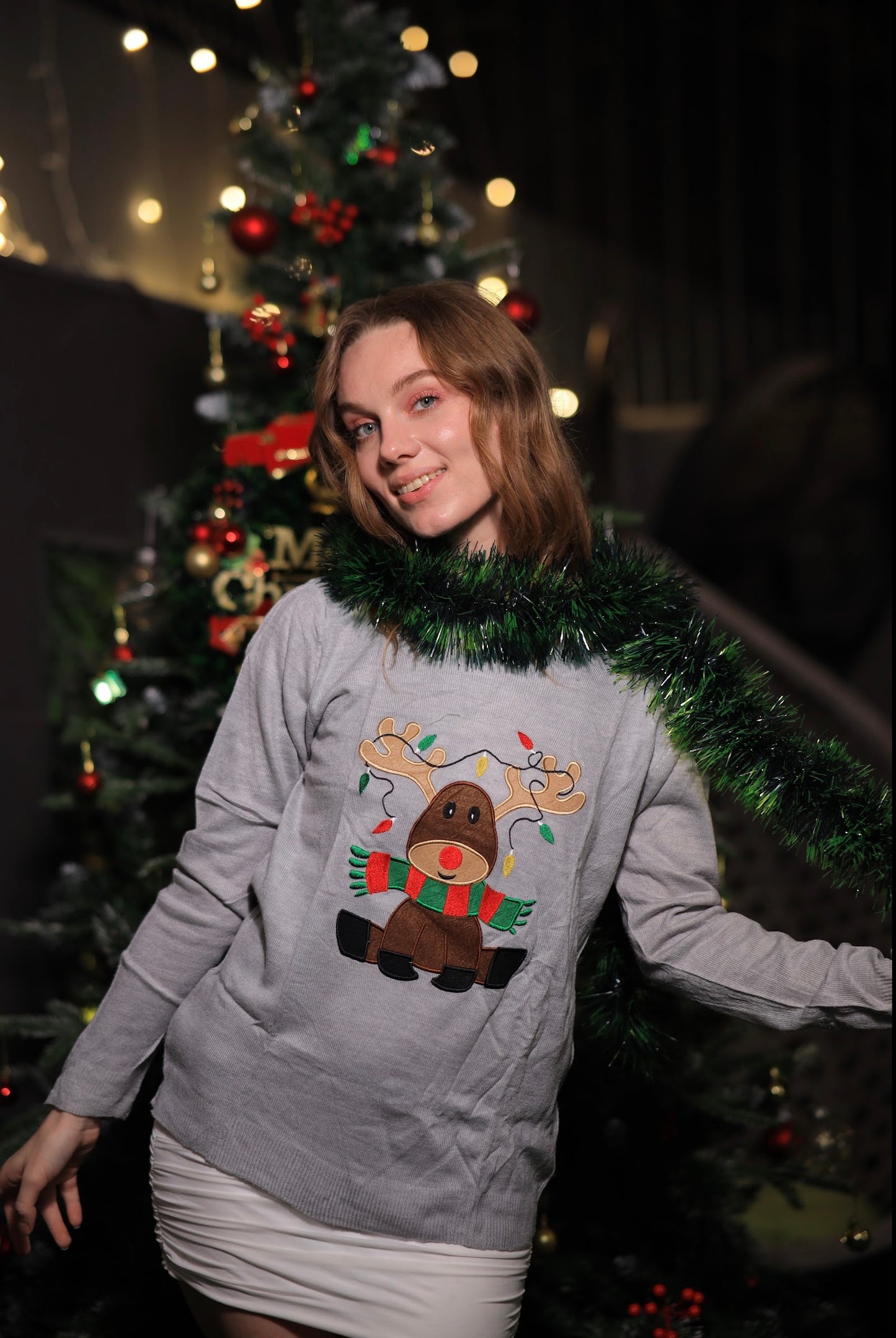 Imagine By Shiwali oversized Dasher sweater in size S, featuring a cozy knit with a relaxed fit and stylish design.