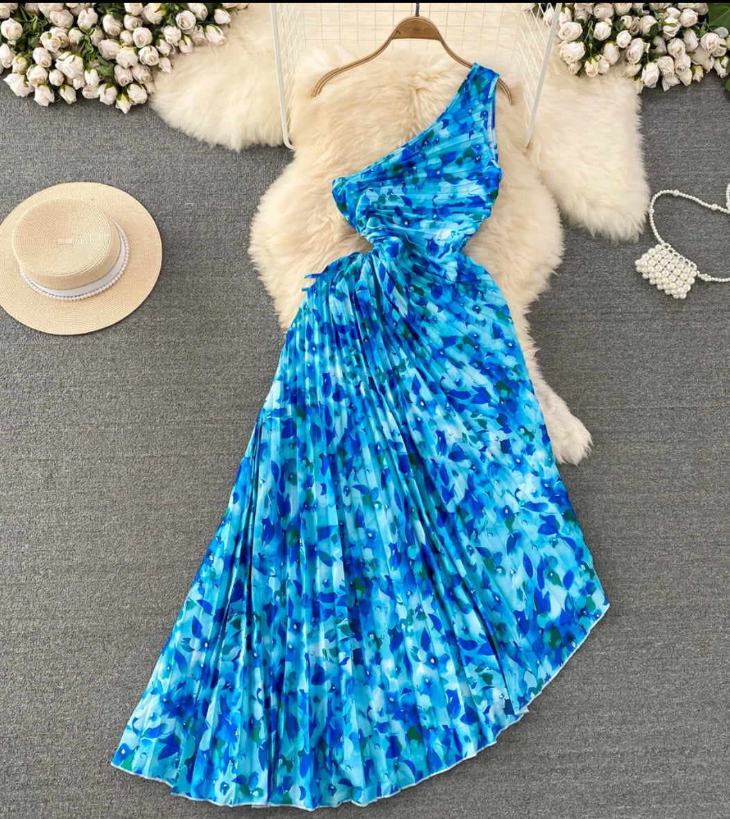 Imagine by Shiwali Sofie one-shoulder asymmetrical dress featuring a stylish draped design and elegant fit.