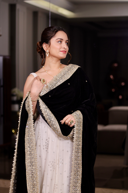 Black Maastani Velvet Shawl by Imagine By Shiwali, showcasing soft velvet fabric and elegant drape.