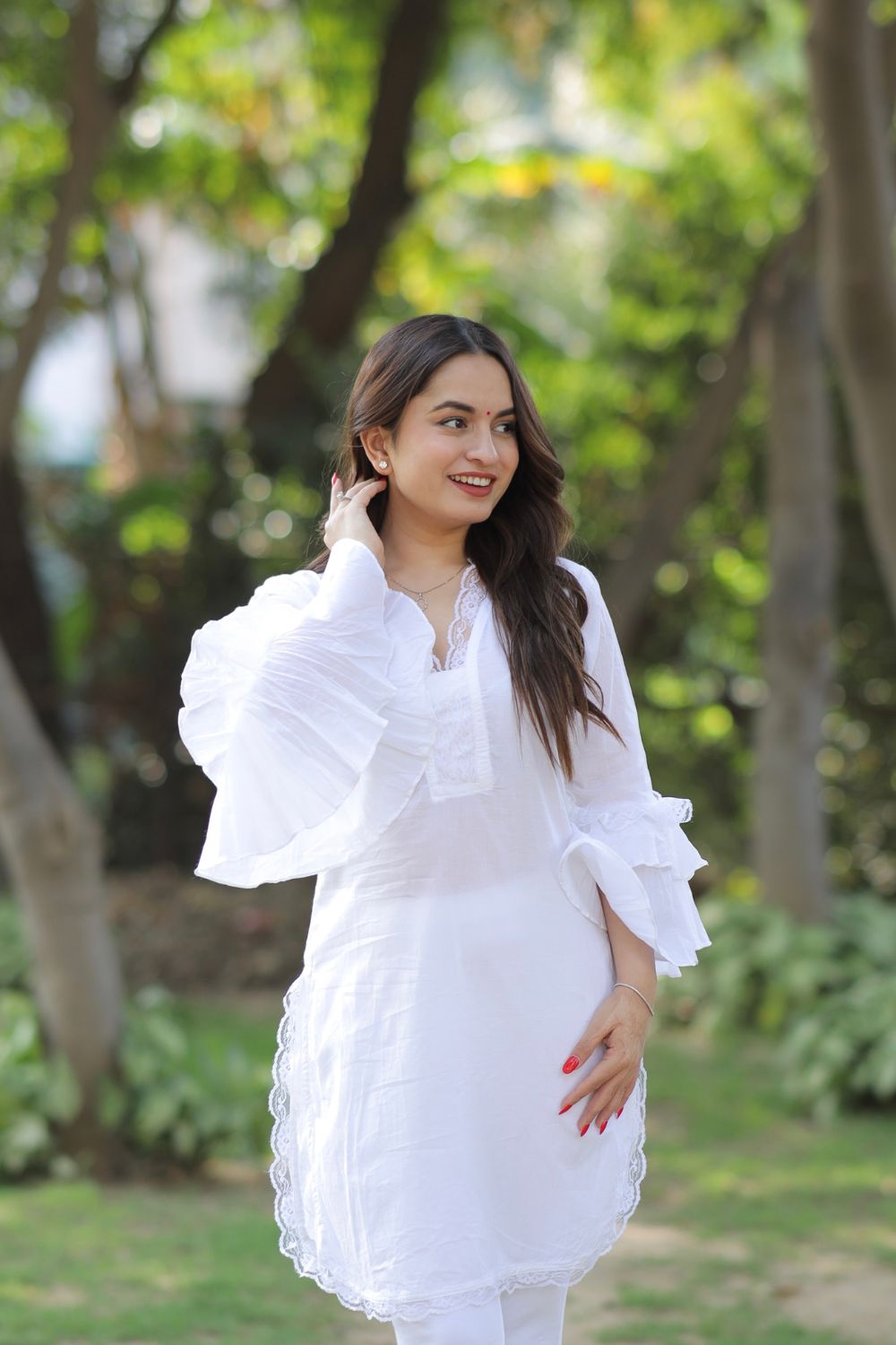 About Pure White Cotton Kurti