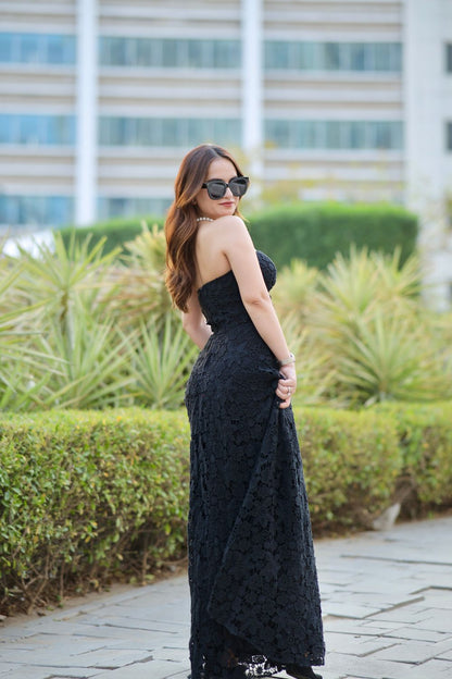 Imagine by Shiwali Bella Black Dress in XXS size, featuring a stylish and elegant design with a fitted silhouette.