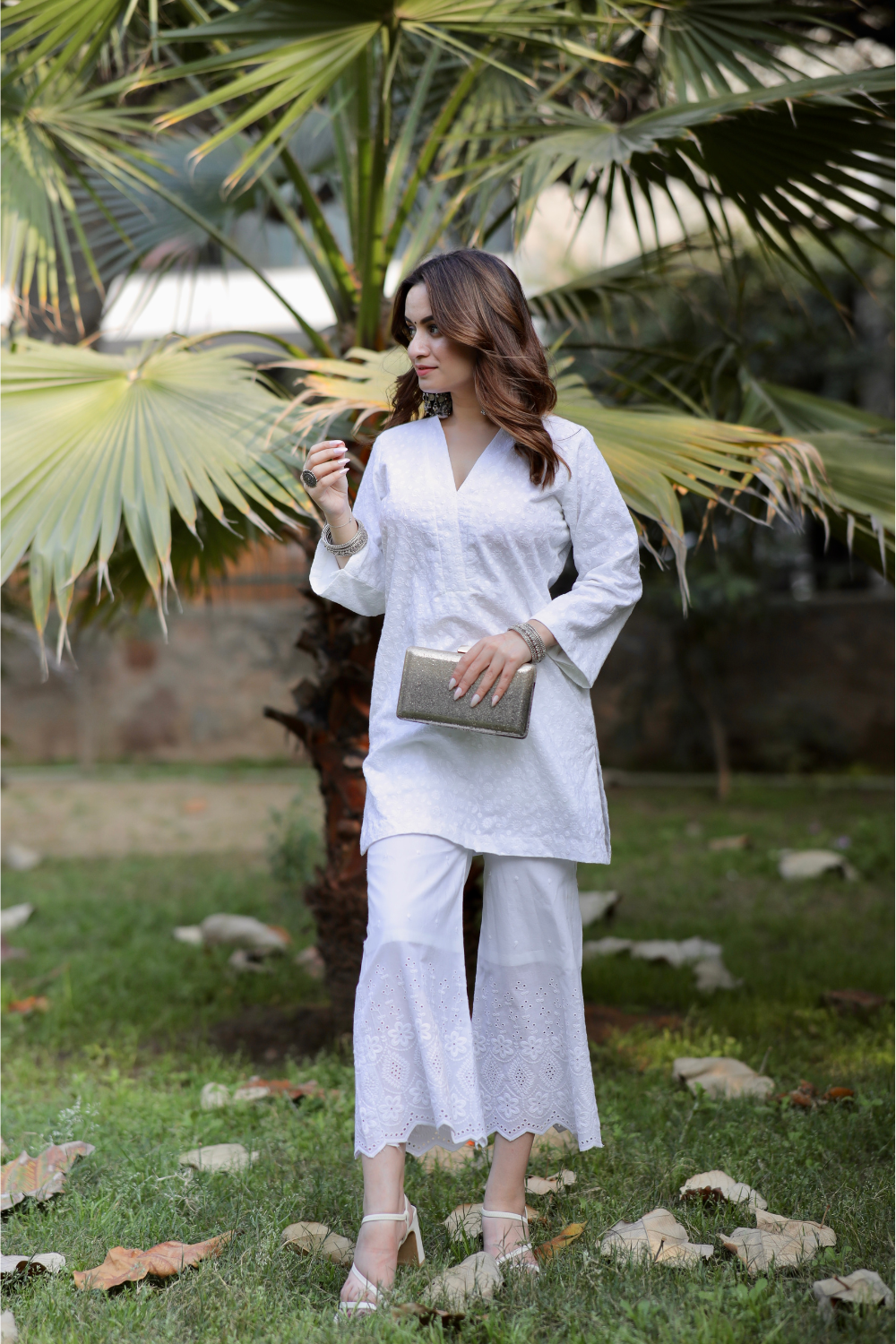 Aliza Chickankari short kurta and pants set by Imagine By Shiwali featuring intricate embroidery and traditional design.