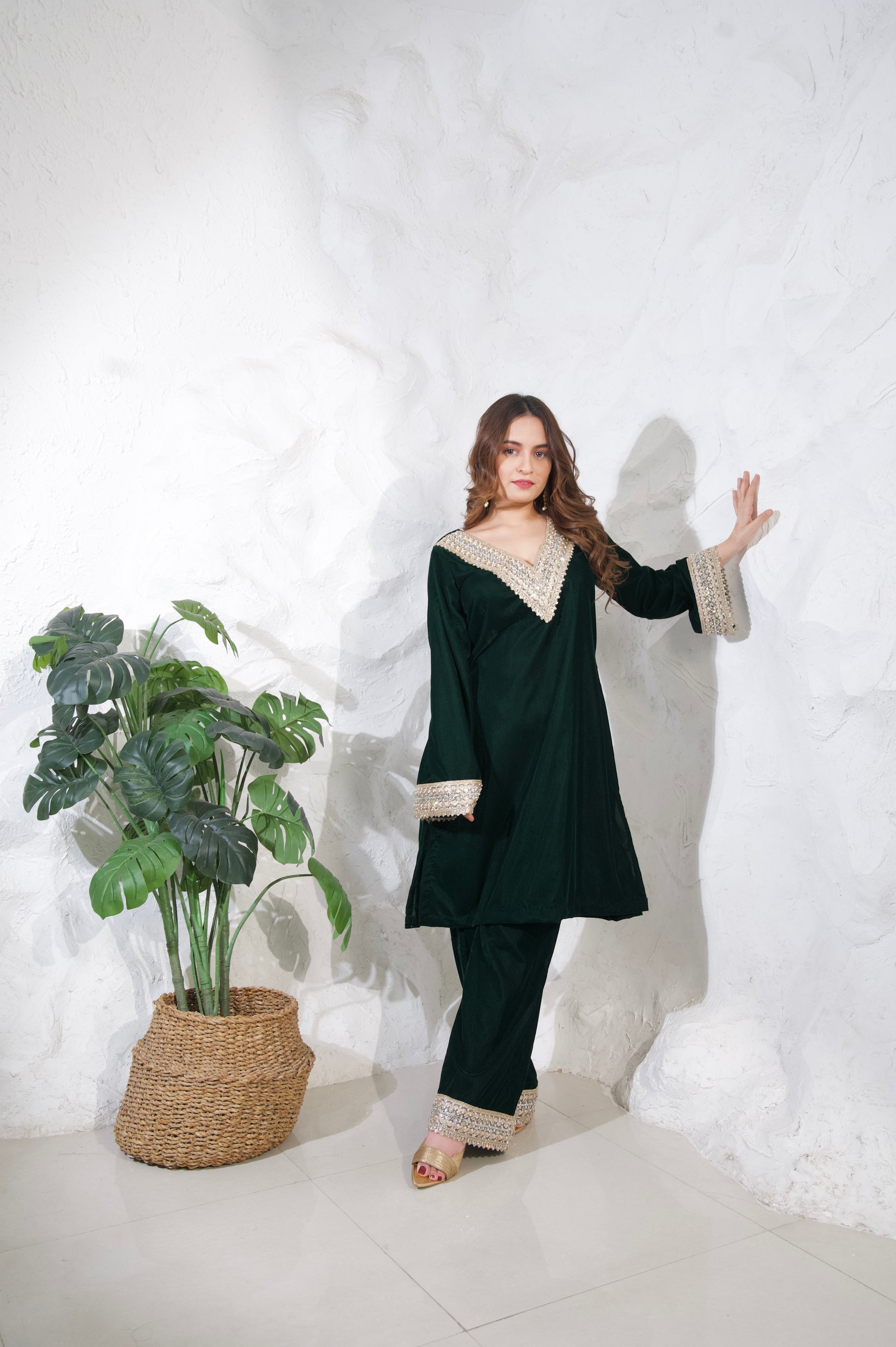 Imagine By Shiwali Roza Green Velvet Co-Ord set featuring a stylish velvet top and matching pants.