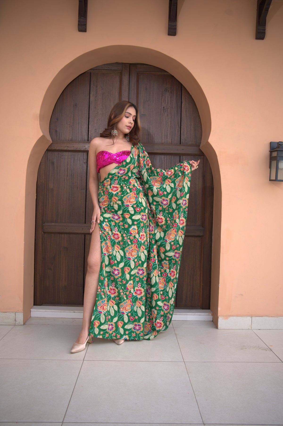 About Tripti floral green kaftan